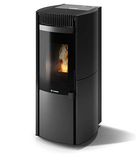 Stufa a pellet - GARDA 9 PLUS HERMETIC - CS THERMOS S.R.L. - a biomassa / 0 - 5 kW / 5 kW...10 kW