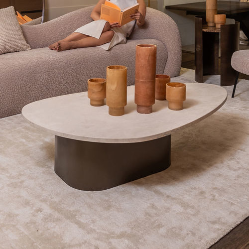 Tavolino basso contemporaneo - DEHLI - EUROFASHION HOMETEXTILES & CONCEPTS - in marmo / con supporto in metallo / ellittico
