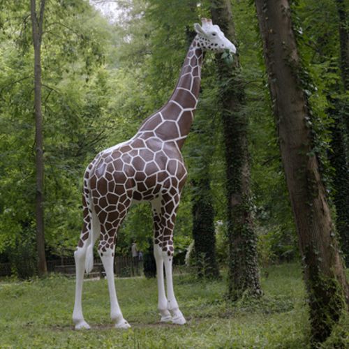 Scultura in metallo - LA GIRAFE - binome - in resina / per spazi pubblici