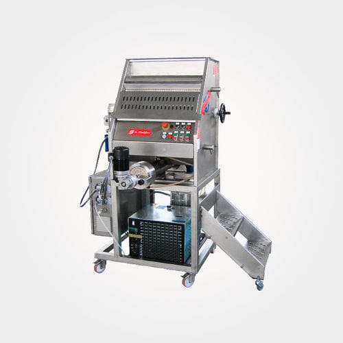 Macchina per pasta professionale - RZ100  - LA PARMIGIANA S.R.L.