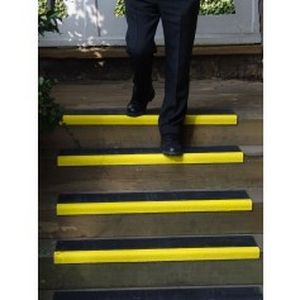 Rivestimento per scalino in fibra di vetro - FRP - Watco Industrial Flooring