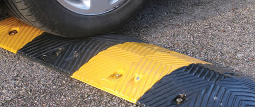 Fermaruota in gomma riciclata - COMPACT SPEED BUMPS - Watco Industrial Flooring