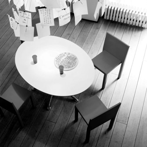 Sedia contemporanea - UNO - SEGIS - da interno / in tecnopolimero / impilabile