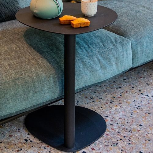 Tavolo d'appoggio contemporaneo - EASY BOY - SEGIS - in acciaio con rivestimento a polvere / con supporto in acciaio termolaccato / ovale