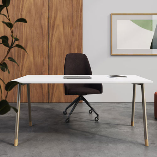 Scrivania da terra - K2 - FAMO - da 2 persone / contemporanea / in legno