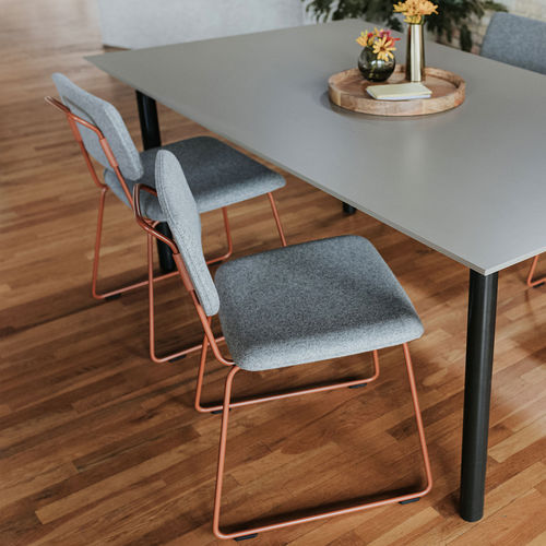 Sedia visitatore contemporanea - RESONATE - Haworth - da interno / in tessuto / in laminato