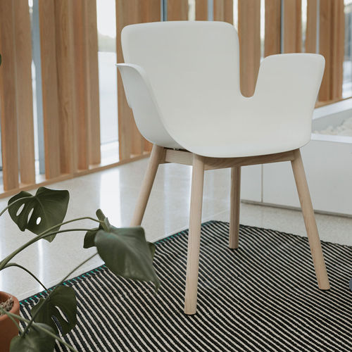 Sedia visitatore contemporanea - JULI - Haworth - da interno / in plastica / in plastica riciclata