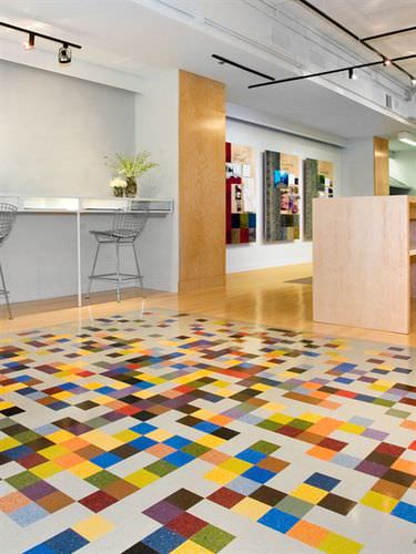 Pavimento in PVC - BRUSHWORK - Mannington Commercial - per il settore terziario / in rotoli / aspetto piastrelle