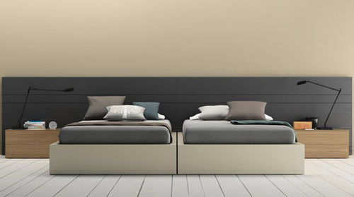 Letto matrimoniale - D8  - VIVE - MUEBLES VERGE S.L. - contemporaneo / con testiera / con comodini