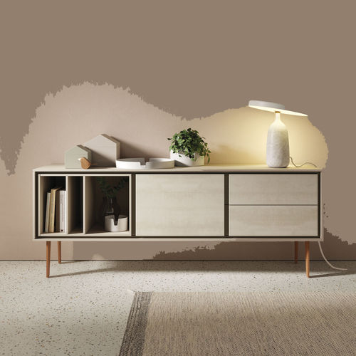 Credenza con piedi alti - BOOK 14 - VIVE - MUEBLES VERGE S.L. - contemporanea / in legno laccato / in ceramica