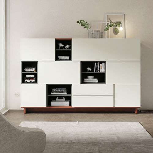 Credenza contemporanea - ON APARADOR 15 - VIVE - MUEBLES VERGE S.L. - in legno laccato opaco / con ripiano / su misura
