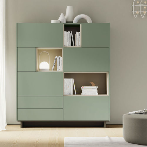Credenza alta - ON APARADOR 16 - VIVE - MUEBLES VERGE S.L. - contemporanea / in legno laccato opaco / con ripiano