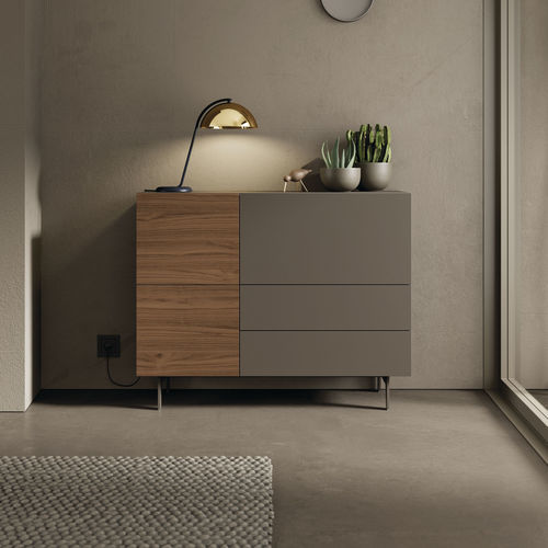 Credenza moderna - COMPACT APARADOR 20 - VIVE - MUEBLES VERGE S.L. - in noce / impiallacciata in legno / in legno laccato opaco