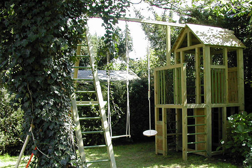 Struttura ludica per parco giochi - CLIMBING TOWER - de Breuyn Möbel GmbH - in legno