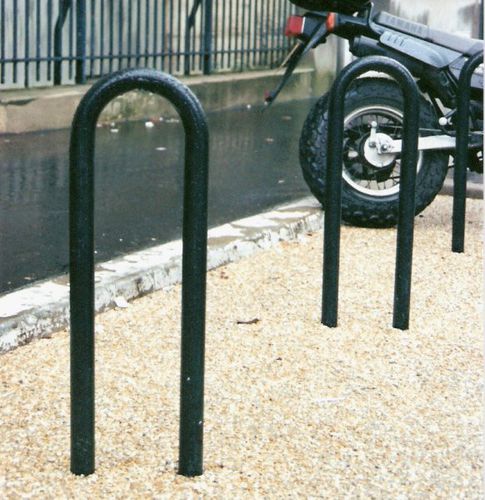 Rastrelliera per biciclette a pavimento - EPINGLE - SERI - per spazi pubblici / in acciaio / professionale