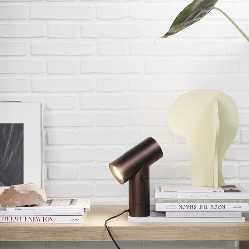 Lampada da tavolo - BEAM - Muuto - in alluminio anodizzato / in PVC / contemporanea