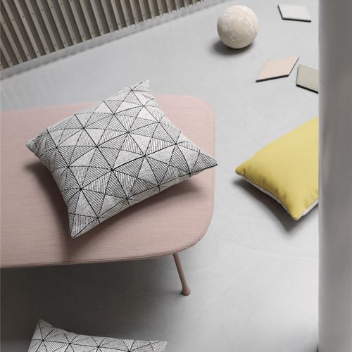 Cuscino per divano - TILE - Muuto - quadrato / a motivi / per uso residenziale