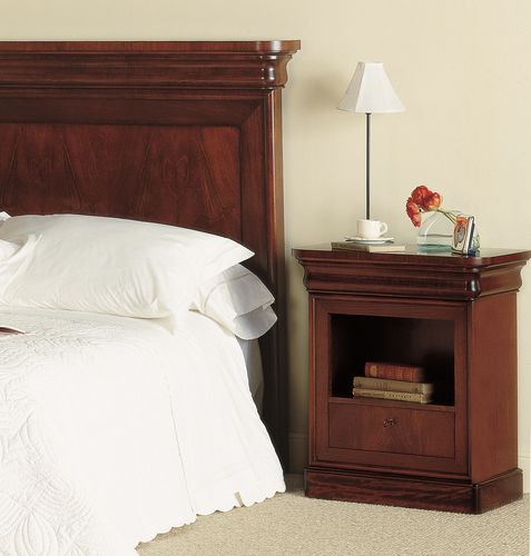 Comodino classico - T-656 - ArtesMoble - in noce / in faggio / rettangolare