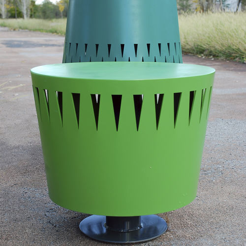 Sgabello contemporaneo - TEAM+ - FREPAT URBAN EQUIPMENT - in acciaio galvanizzato / con supporto in acciaio / con supporto in acciaio COR-TEN®