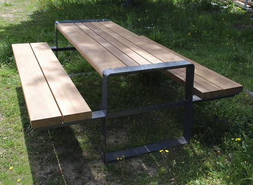 Set tavolo e panca contemporaneo - ENSEMBLE &CO  - FREPAT URBAN EQUIPMENT - in legno / in acciaio / da giardino