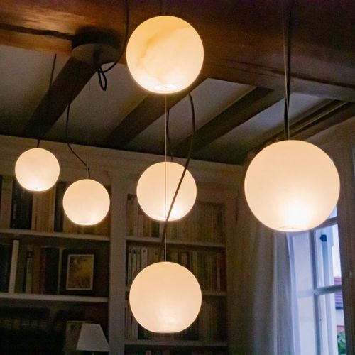 Lampadario contemporaneo - LUNE  - Octavio Amado - in alabastro / con 4 punti luce / contract