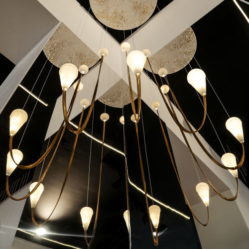 Lampadario contemporaneo - DROP - Octavio Amado - in ottone / in porcellana di Limoges / contract