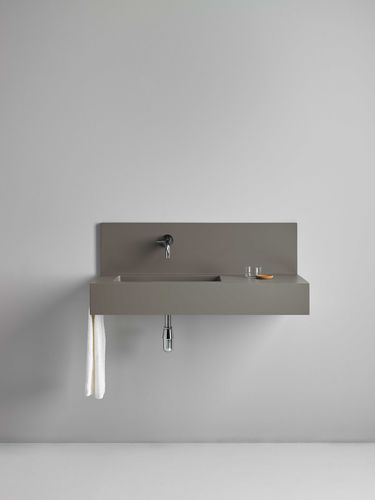 Piano lavabo in resina - Senda - RESIGRES - su misura / con portasalviette integrato