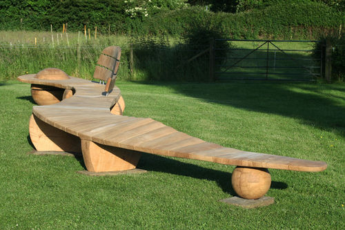 Panca per spazi pubblici design originale - SLEEPING DRAGON - Chaircreative - in legno