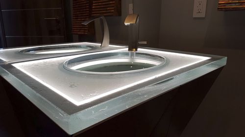 Piano lavabo in vetro - ThinkGlass - ad uso professionale / su misura / retroilluminato