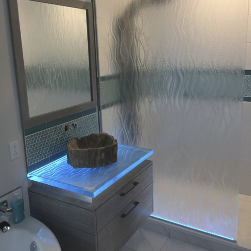 Piano lavabo in vetro - ThinkGlass - su misura