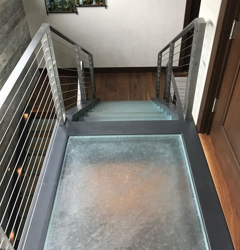 Gradino in vetro - ThinkGlass - antiscivolo / ad alta resistenza / contemporaneo