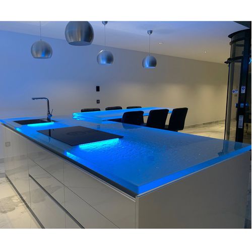 Cucina contemporanea - ThinkGlass - in MDF laccato / in vetro / con isola