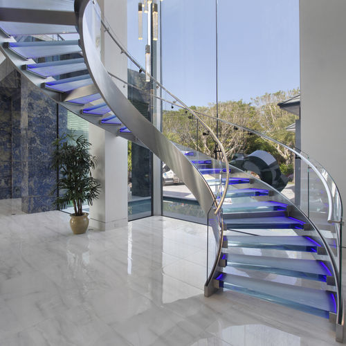 Gradino in vetro - Lini - ThinkGlass - luminoso a LED