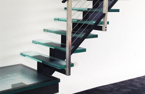 Gradino in vetro - STUDIO GLASS STAIRS AND LED - ThinkGlass - con LED integrati