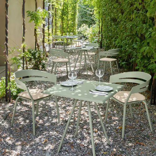 Sedia da pranzo contemporanea - RIA - FAST SPA - da esterno / in tessuto / in alluminio verniciato