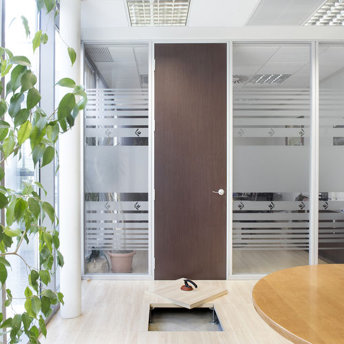 Pavimento sopraelevato in agglomerato - DINOR - in legno / in laminato / in HPL