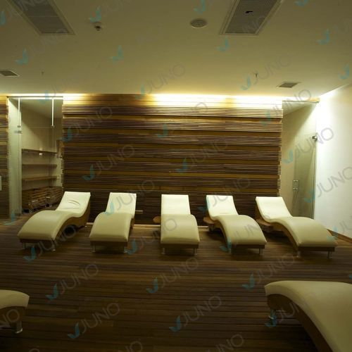 Chaise longue contemporanea - Juno SPA Design & Manufacture - in tessuto / in legno / contract