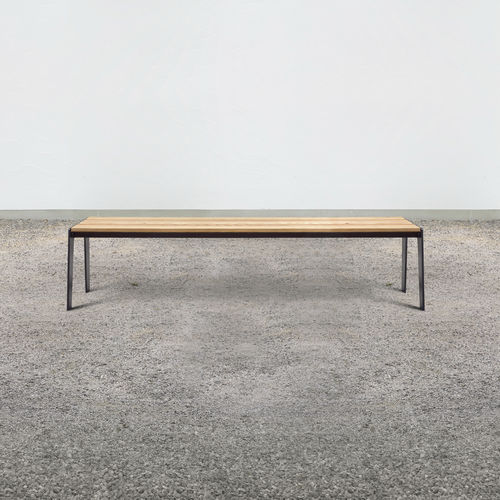 Panca da giardino contemporanea - on_14 - Silvio Rohrmoser - in legno massiccio / in larice / in frassino