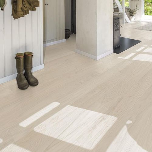 Parquet multistrato - COCONUT CREAM WIDE - Kahrs - in legno / in rovere / finitura opaca