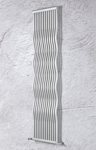 Radiatore ad acqua calda - OCEAN S - BRANDONI - contemporaneo / in metallo / da parete