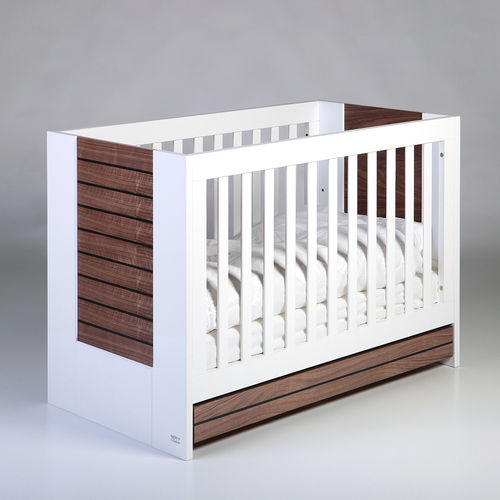 Letto per neonato contemporaneo - NOVA  - Troll Nursery Deutschland - in noce / in betulla / in MDF