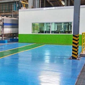 Pavimento in resina - FLOWCHEM VE RC  - Tremco CPG Iberia & Italy - Flooring - da interno / industriale / a quadrotte