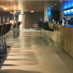 Pavimento in resina epossidica - MONDÉCO MIRRAZZO - Tremco CPG Iberia & Italy - Flooring - in terrazzo / da interno / per gradini
