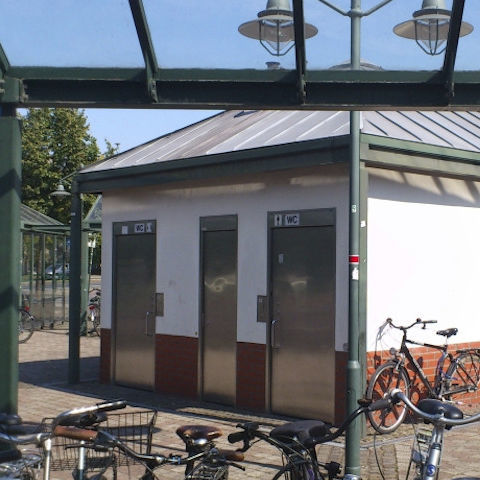 Chiosco WC - HERING Sanikonzept GmbH - da esterno / in acciaio / in acciaio inossidabile