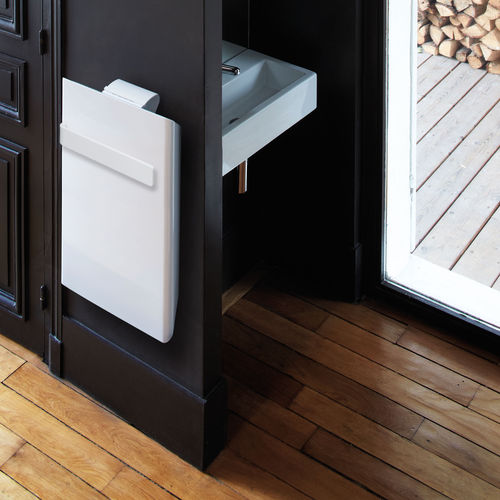 Scaldasalviette elettrico - ISEO BAINS - CAMPA - contemporaneo / in acciaio / da parete