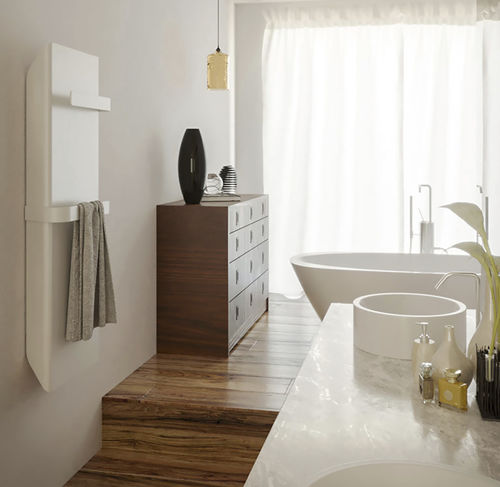 Scaldasalviette elettrico - ISEO BAINS ALTO 3.0 - CAMPA - contemporaneo / in acciaio / da parete