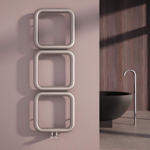 Scaldasalviette ad acqua calda - BARO - Carisa Designer Radiators - 501 w...750 w / 0...500 w / contemporaneo