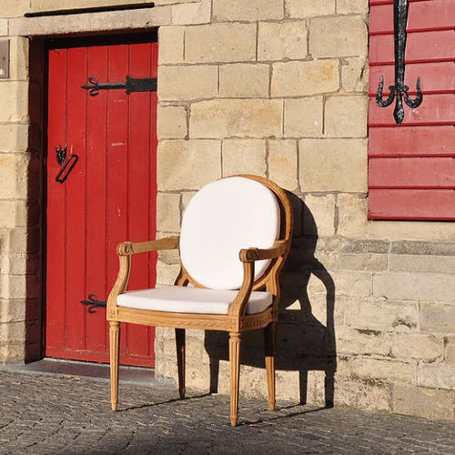 Poltrona in stile Luigi XVI - J L16 TF 16 - MASSANT - in legno / a medaglione / da giardino