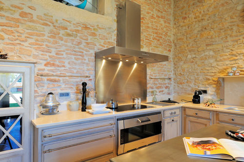 Cucina classica - MINIMALISTE - COSI - in legno massiccio / in legno / con isola