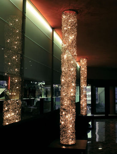 Colonna luminosa contemporanea - MT. 4 - Knikerboker - in alluminio / LED